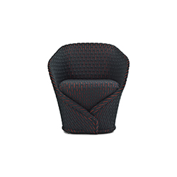 塔爾馬休閑椅 Talma armchair