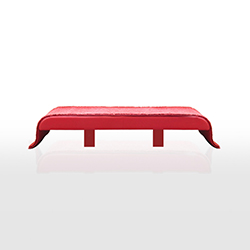 飛毯矮凳 Tappeto Volante Bench