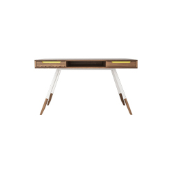 站臺桌 station desk
