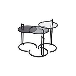 黑色可調式桌 adjustable black table
