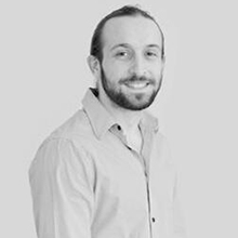Julian Löhr 朱利安·賴