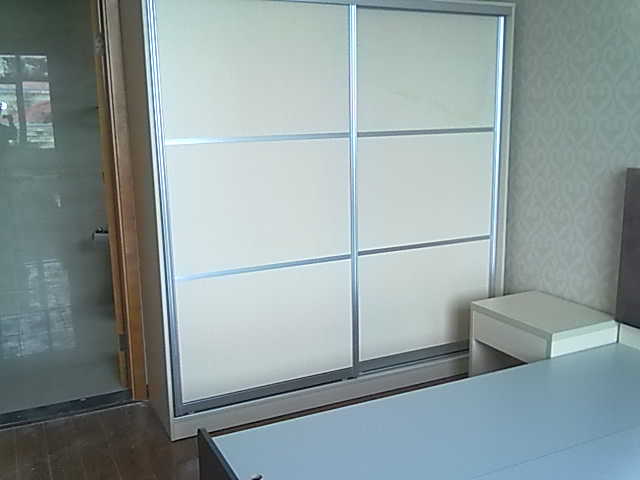 河南萬(wàn)眾集團辦公家具工程案例展示
