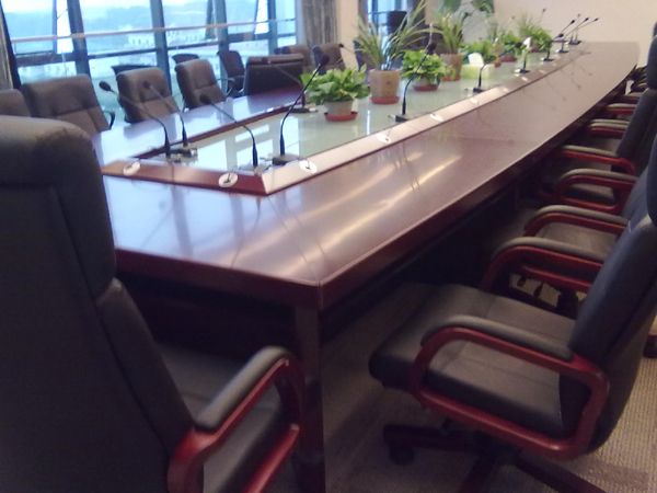 河南萬(wàn)眾集團辦公家具工程案例展示